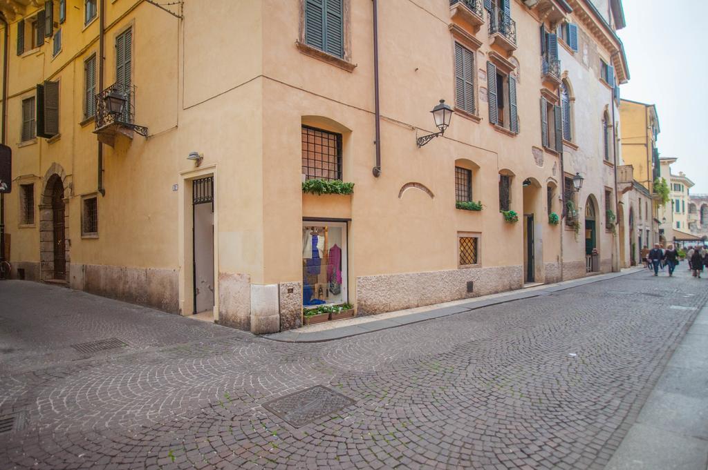Italianflat - La Residenza Del Cantante เวโรนา ภายนอก รูปภาพ
